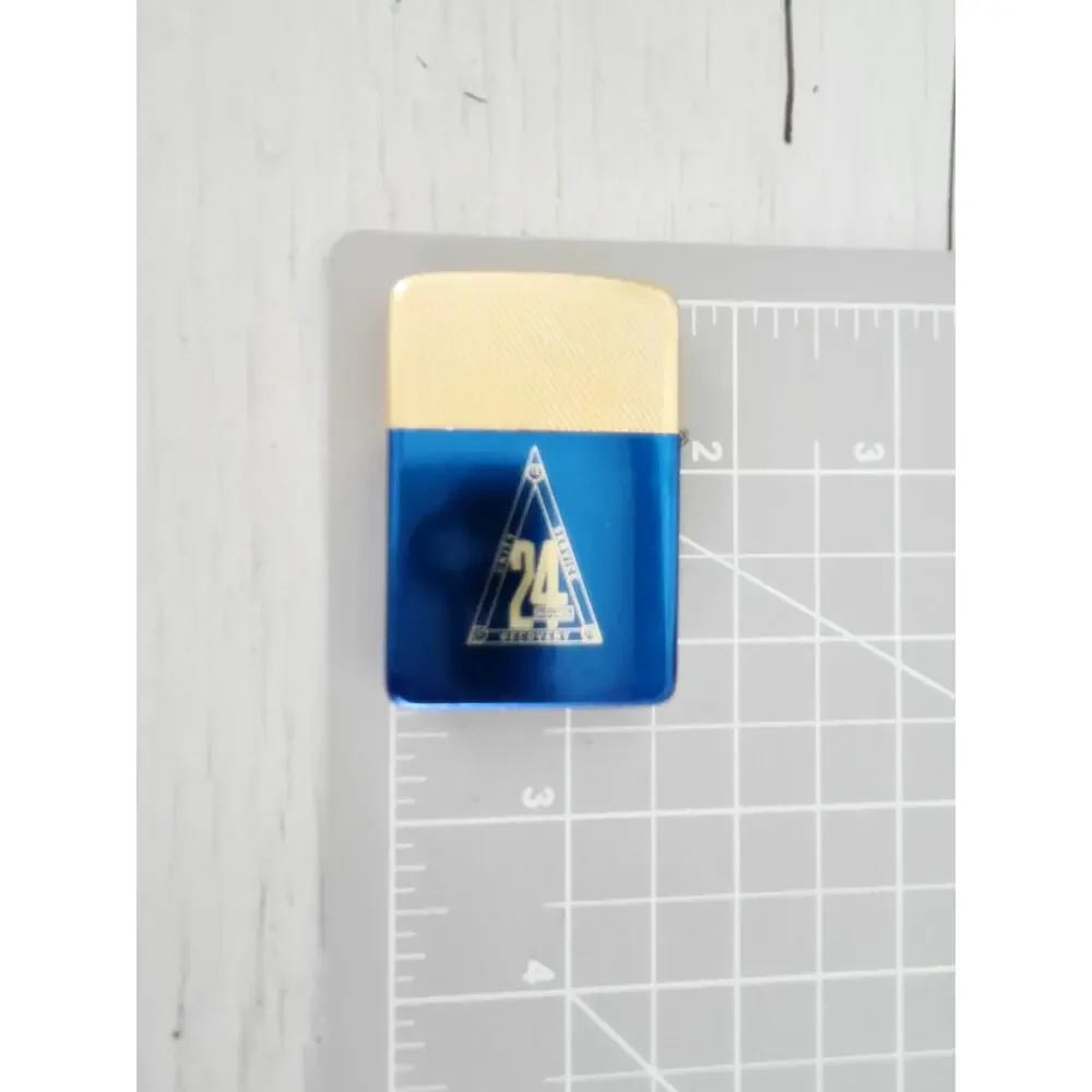 Vintage Blue and Gold Park Cigarette Lighter